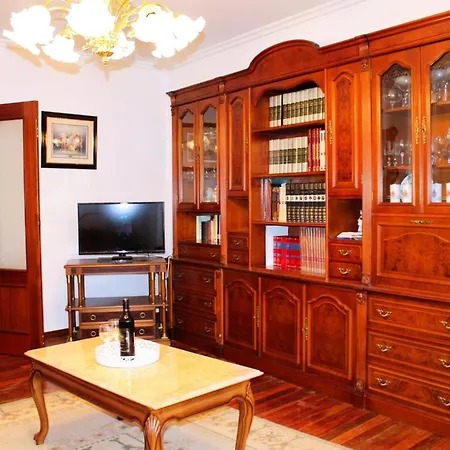 Baketxea, 8 Pax, Jardin Y Merendero Nyaraló Bilar