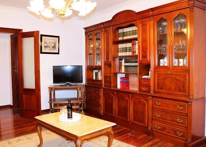 Baketxea, 8 Pax, Jardin Y Merendero Σπίτι διακοπών Bilar